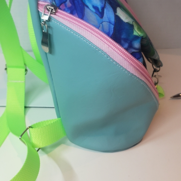 Handmade Mini Backpack - Picture 5 of 11